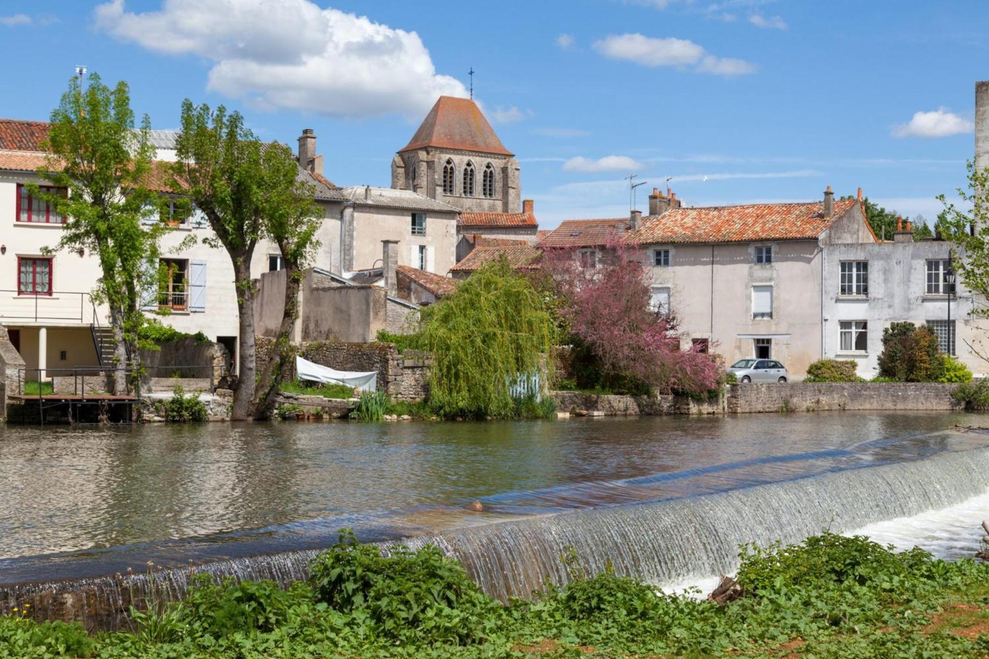L'Oree Des Buis*** Vouillé Buitenkant foto